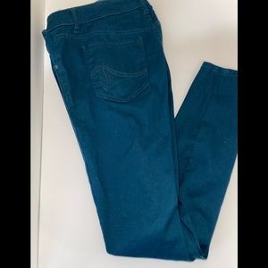 APT. 9 Skinny Leg Teal Shimmer Pants Size 4
